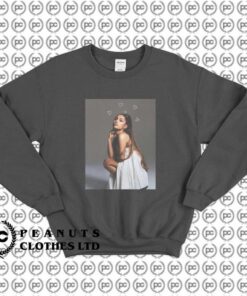 Ariana Grande Love Monochrome p