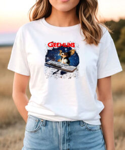 Gremlins Gizmo Playing Keyboard T Shirt