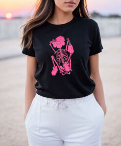 Rare Kaws Skeleton New Fiction Pink T Shirt