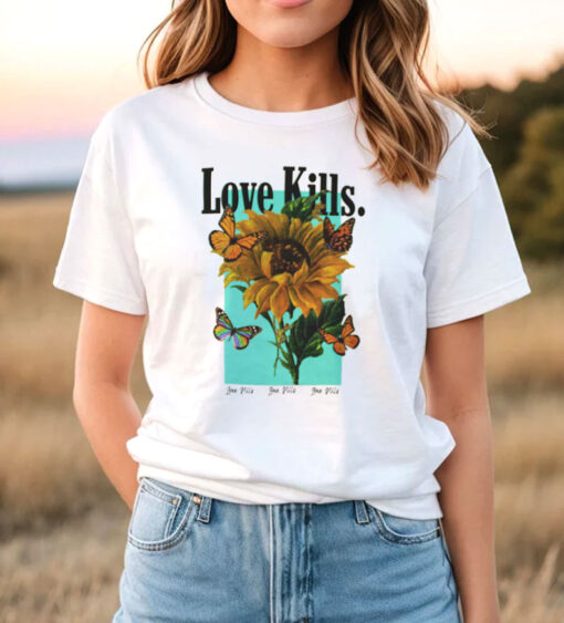 Novelty Love Kills Graphic T Shirt