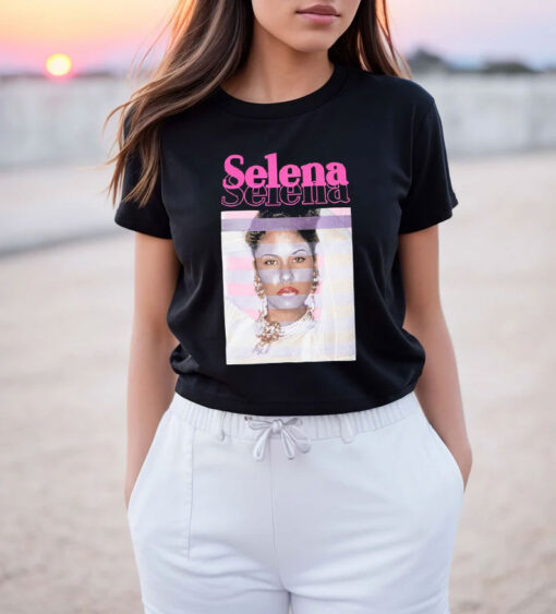 Selena Pearls Portrait Vintage T Shirt